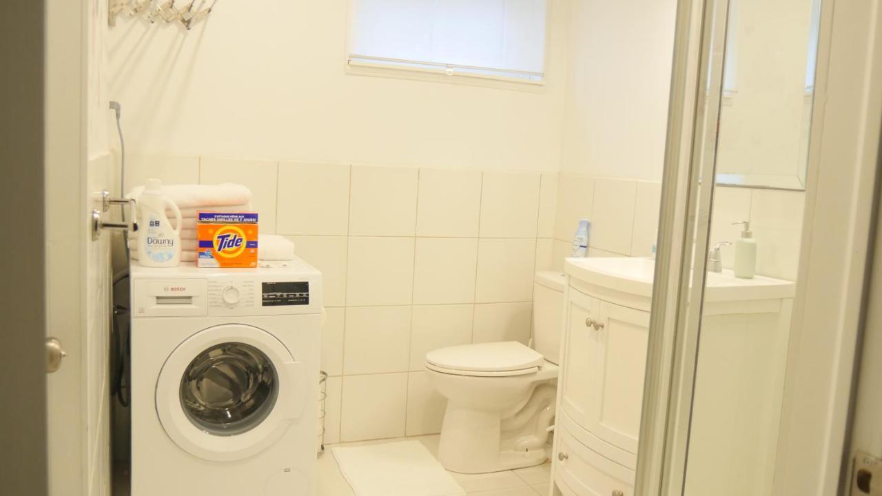 Applewood Gardens Apartment Mississauga Bagian luar foto