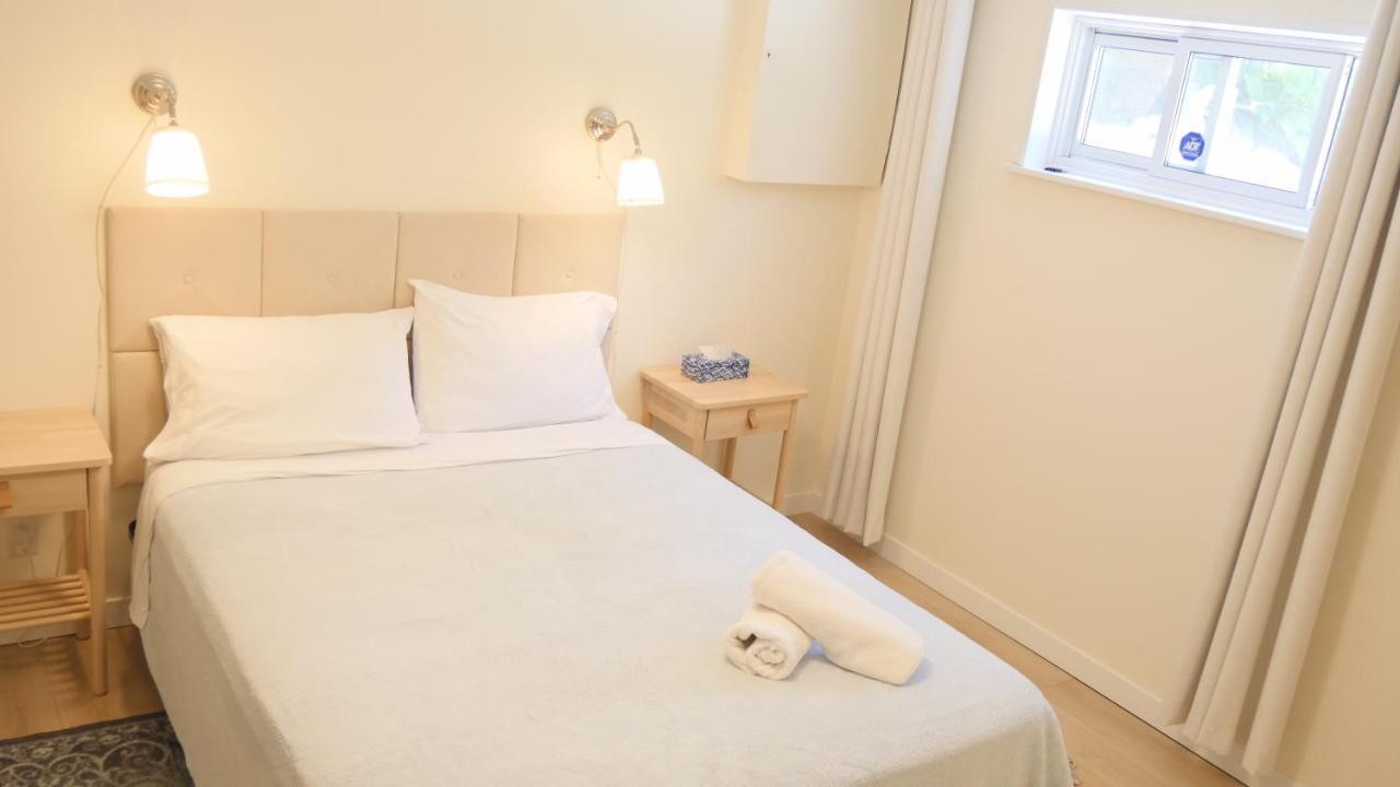 Applewood Gardens Apartment Mississauga Bagian luar foto